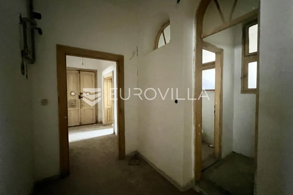 vlaška ulica, peterosoban stan 164.25 m² podrum 100 m² - slika 5
