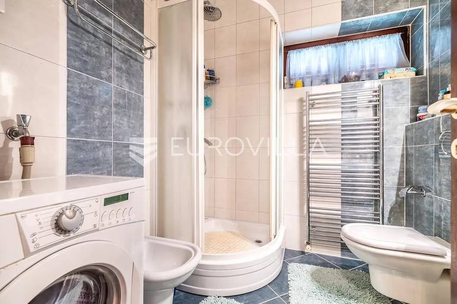 zagreb, lučko, odlična kuća 400 m² na zemljištu od 1740 m² - slika 12