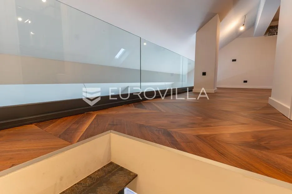 požega, ekskluzivan dvoetažni stan s galerijom - slika 18