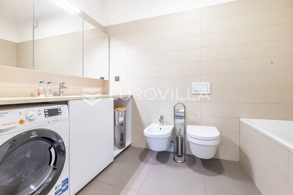 zagreb, remete, prekrasan dvoetažan stan u urbanoj vili s jacuzzyem i garažom - slika 10