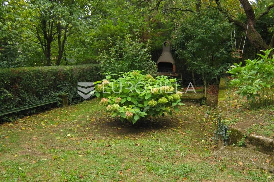 kozarčeva obiteljska vila 350 m² na zemljištu 1.500 m² - slika 3