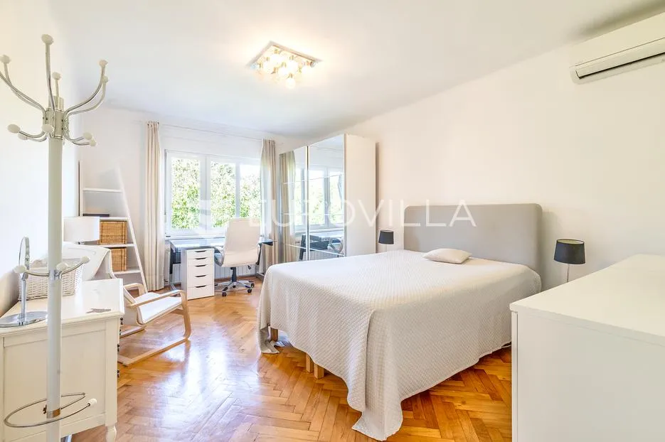 zagreb, centar, trg kralja petra krešimira iv, odličan trosoban stan na 4. katu - slika 6