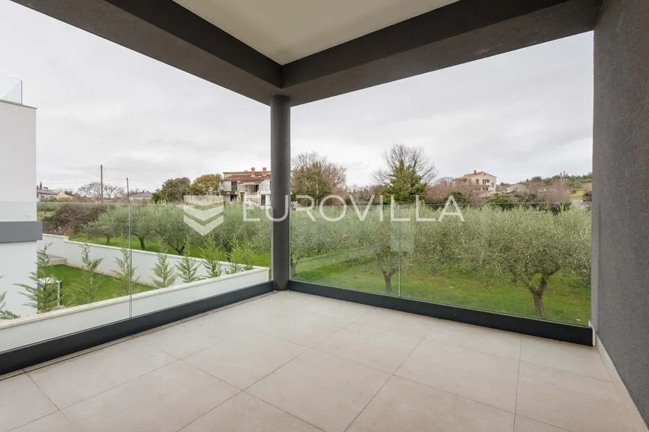 istra, pomer, unikatna, moderna villa 20 m od mora 417 m² - slika 37
