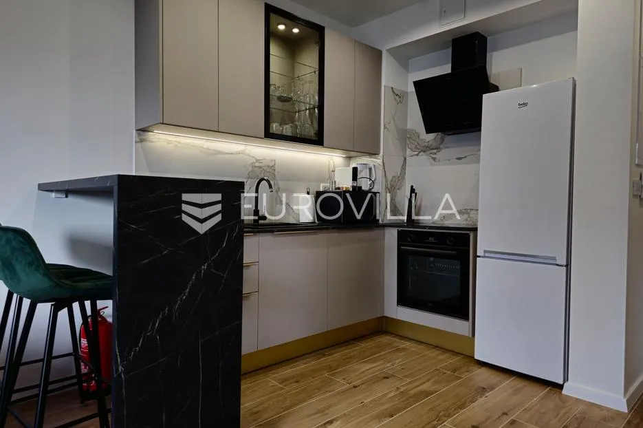 zagreb, savica, predivan dvosoban stan 42 m² garažno parkirno mjesto - slika 5