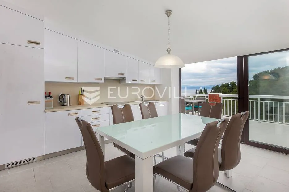 šolta, stomorska, mediteranska vila s bazenom i teniskim terenom - slika 3