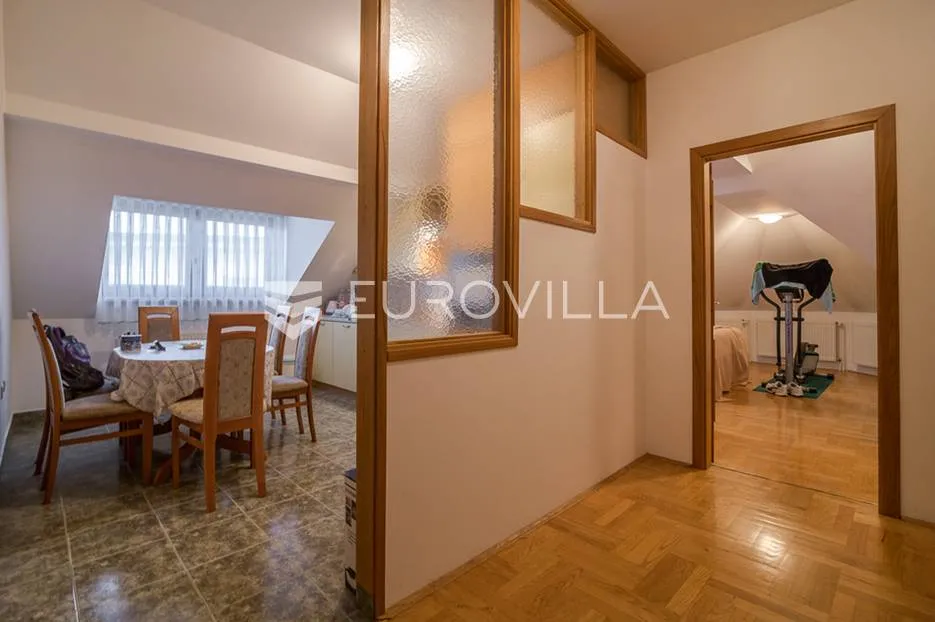 zagreb, maksimir, prekrasna obiteljska kuća na zemljištu 1450 m² - slika 16