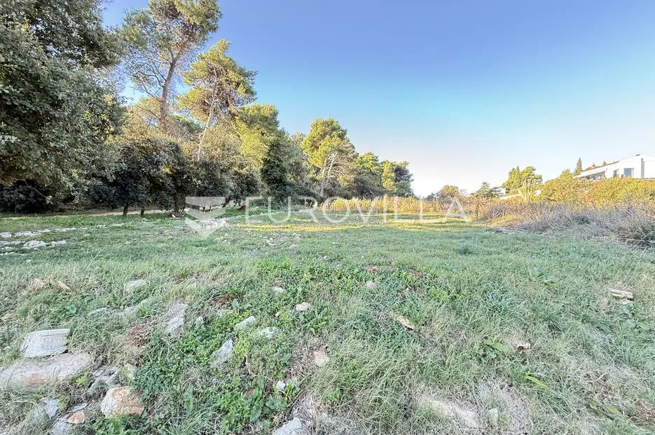 istra, ližnjan, građevinsko zemljište 523 m², pravomoćna dozvola za vilu 523 m², pogled na more - slika 3