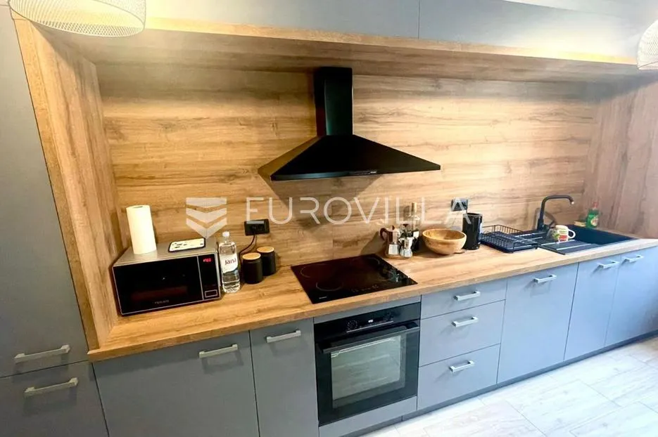 istra, kanfanar, uređen funkcionalan jednosoban stan 90 m² u prizemlju - slika 3