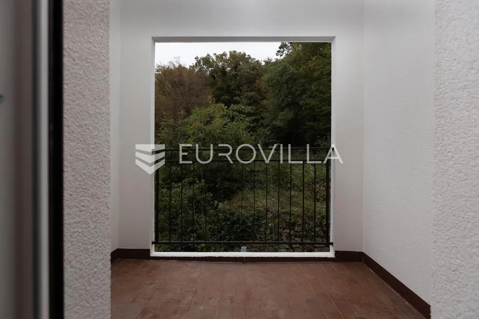 rijeka, kostrena, četverosoban stan 82 m² sa dva balkona i pogledom na more - slika 14