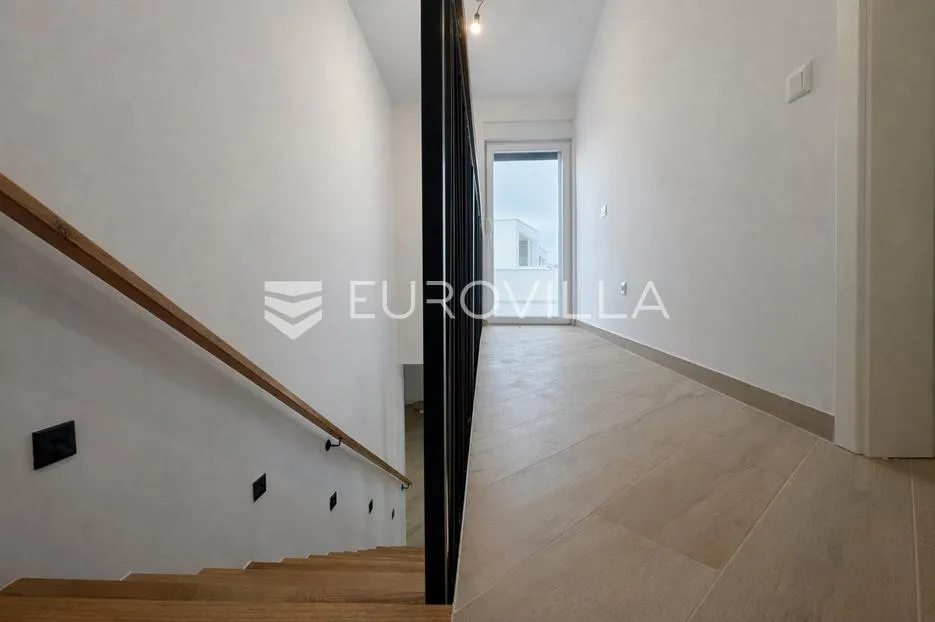 pag, šimuni, četverosoban penthouse u novogradnji, 100 m od mora - slika 18