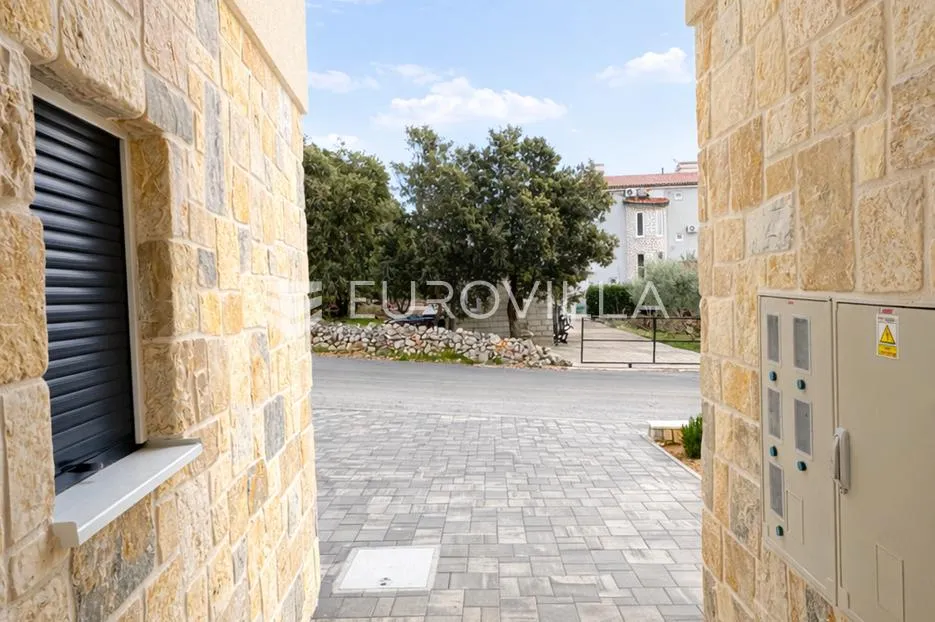 pag, šimuni, četverosoban penthouse u novogradnji, 100 m od mora - slika 30