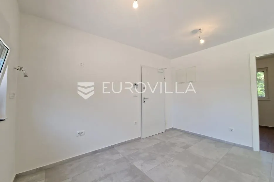 vir, prostran i svijetao apartman u prizemlju - slika 9