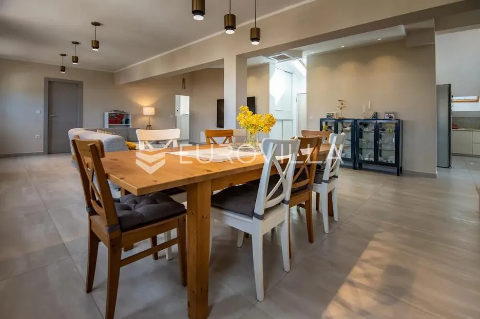 istra, medulin, višesoban penthouse s predivnom terasom i pogledom - slika 5