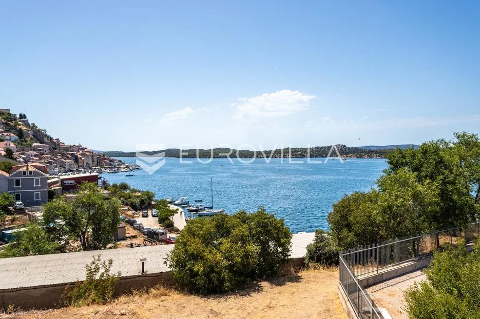 šibenik, plaža banj, prekrasan trosoban stan s pogledom na more, 128,30 m² - slika 2