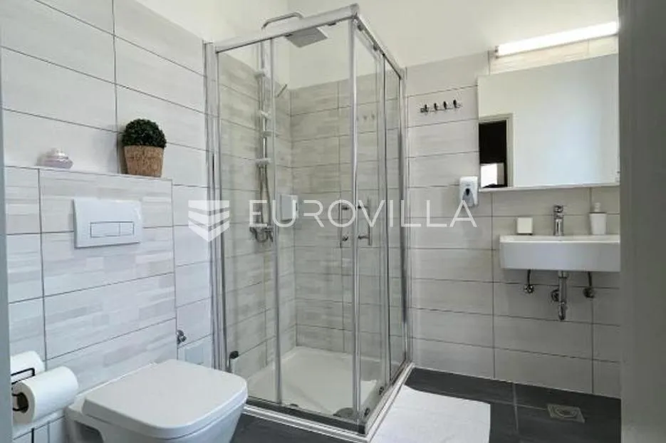 istra, pula, dva apartmana u centru, 58,91 m², blizu arene, odlična investicija i turistički najam - slika 15