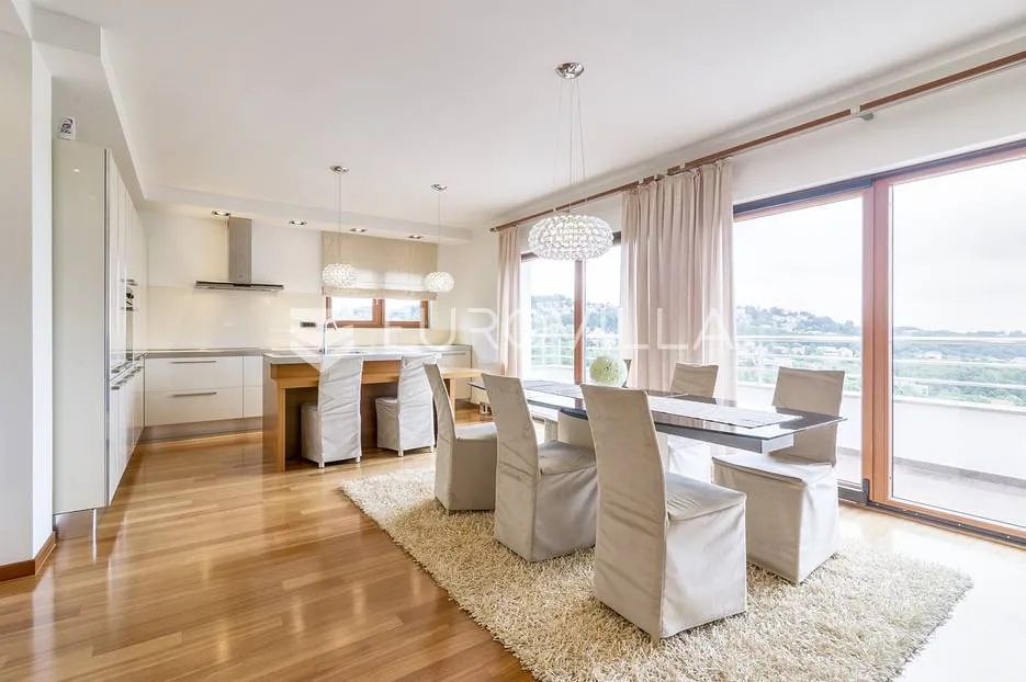 šestine, prekrasan četverosoban penthouse 140 m² - slika 7