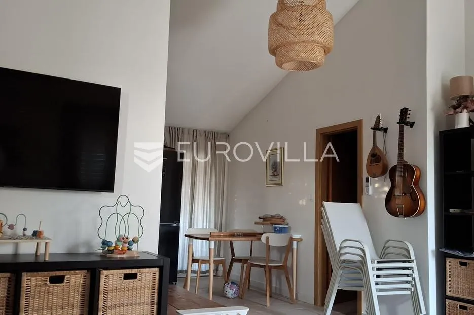 otok brač, škrip, kuća s zemljištem - slika 4