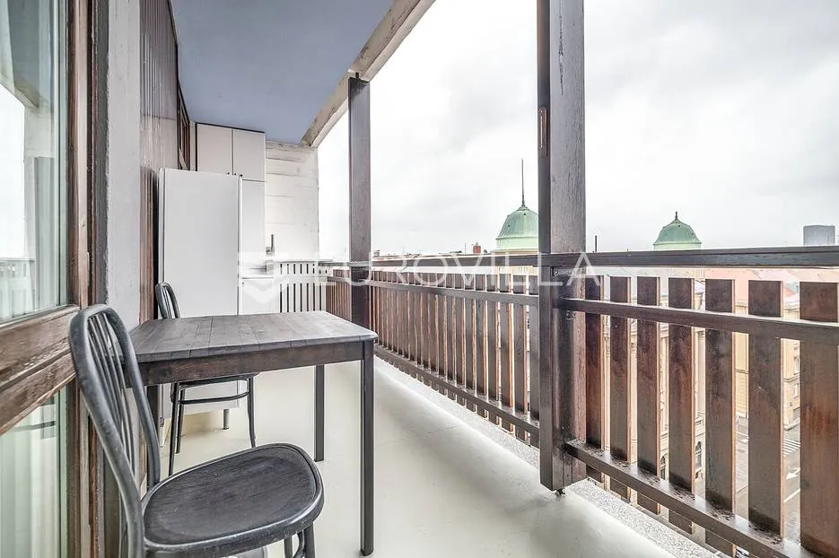 zagreb, centar, trosoban stan 80 m² s loggiom - slika 10