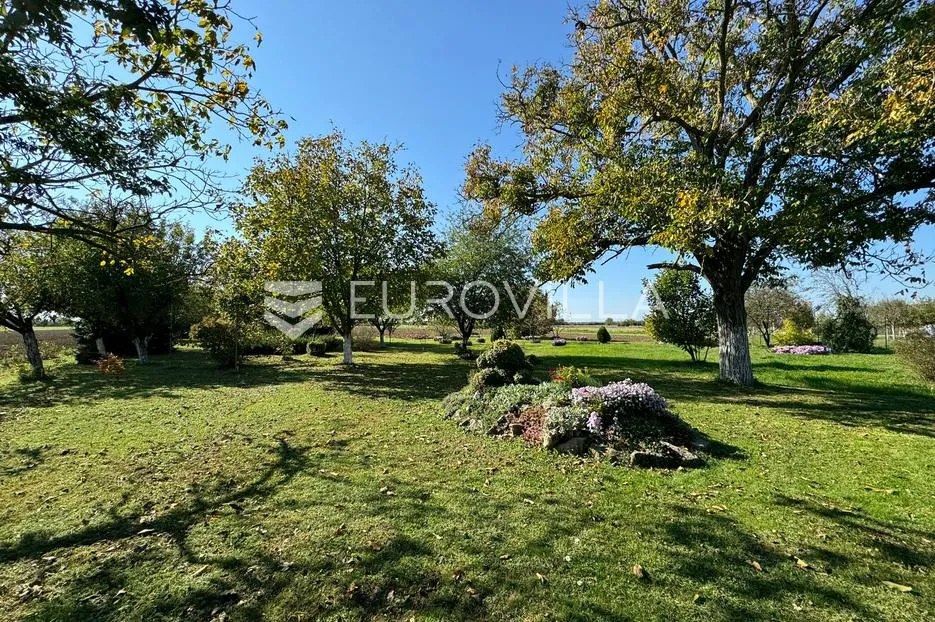 đakovo, vila, prekrasna visoka prizemnica, 270 m² - slika 26