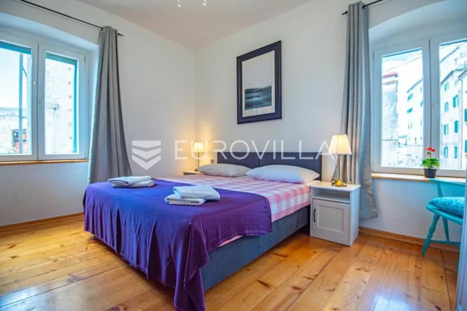 šibenik centar, apartmanska kuća, odlična investicija - slika 17