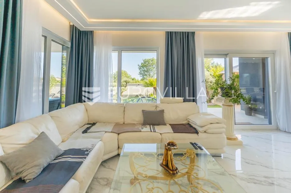 istra, medulin, moderna elegantna vila 200 m² blizu mora i plaža - slika 51