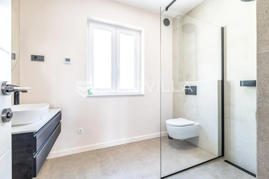 zagreb, varšavska, novoadaptiran trosoban stan, 75 m² - slika 5