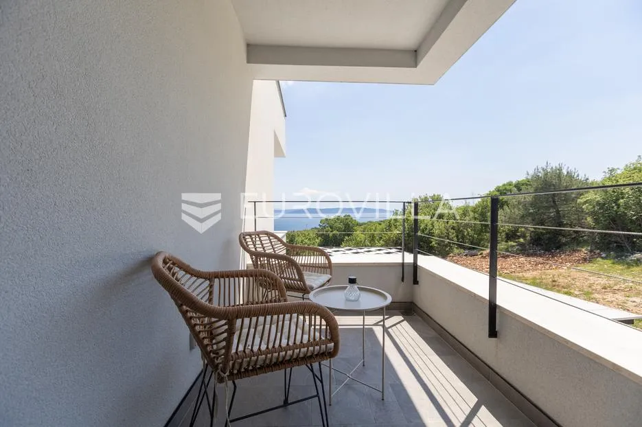 istra, okolica labina, prekrasna villa očaravajućeg pogleda na kvarner na izoliranoj lokaciji - slika 36