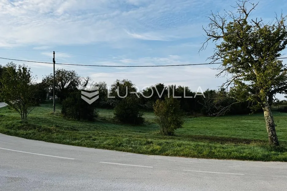 istra, grožnjan, građevinsko zemljište od 7136 m2 - slika 10