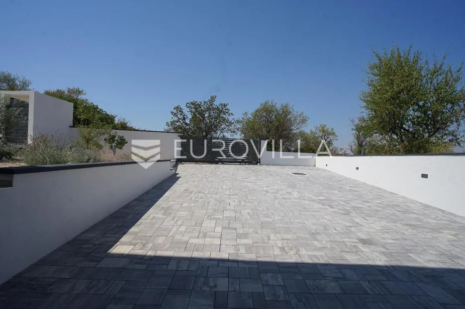 zadar, polača, prekrasna villa s bazenom na mirnoj lokaciji - slika 13