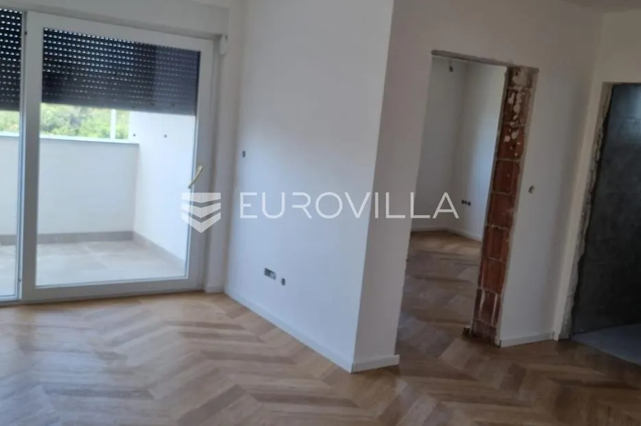 pag, mandre, trosoban stan 98 m² na prvom katu moderne zgrade s pogledom na more - slika 21
