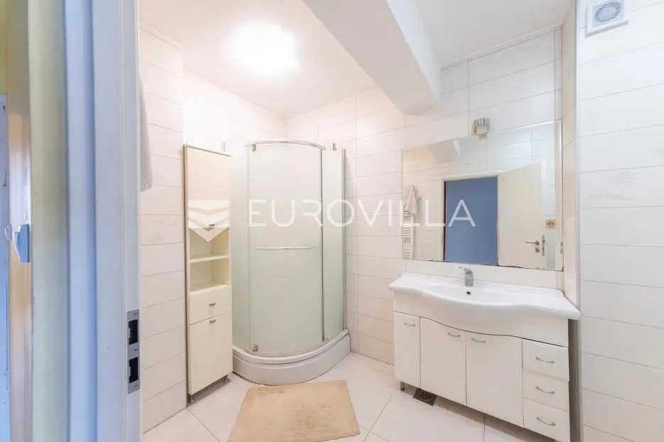 osijek, novi grad, 4 sobe penthouse 166 m² s garažom i liftom (moguće poslovni) - slika 14