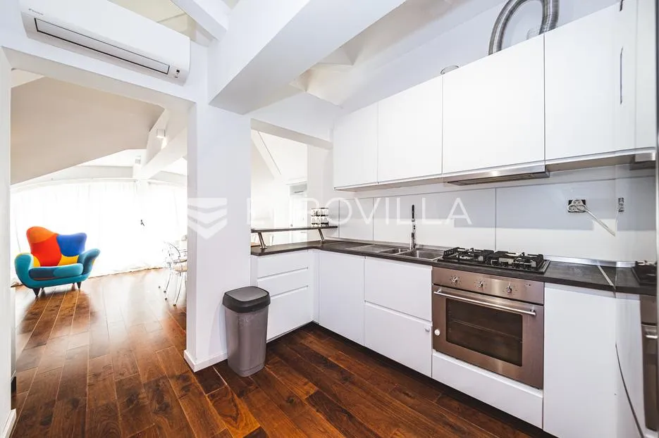 zagreb, trešnjevka, prekrasan trosoban stan 120 m² - slika 5
