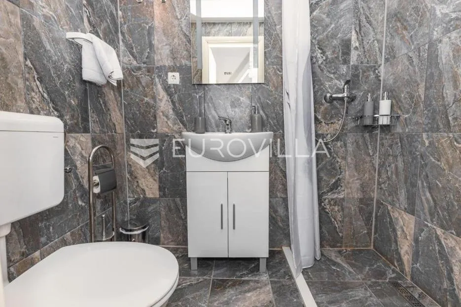 dubrovnik, stari grad, četri apartmana - slika 8