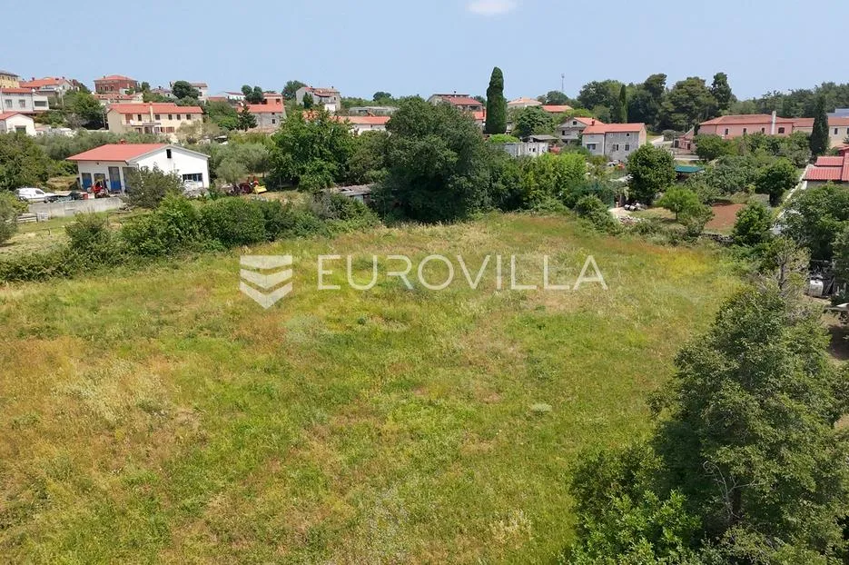 istra, brtonigla, građevinsko zemljište 2195 m2 - slika 2