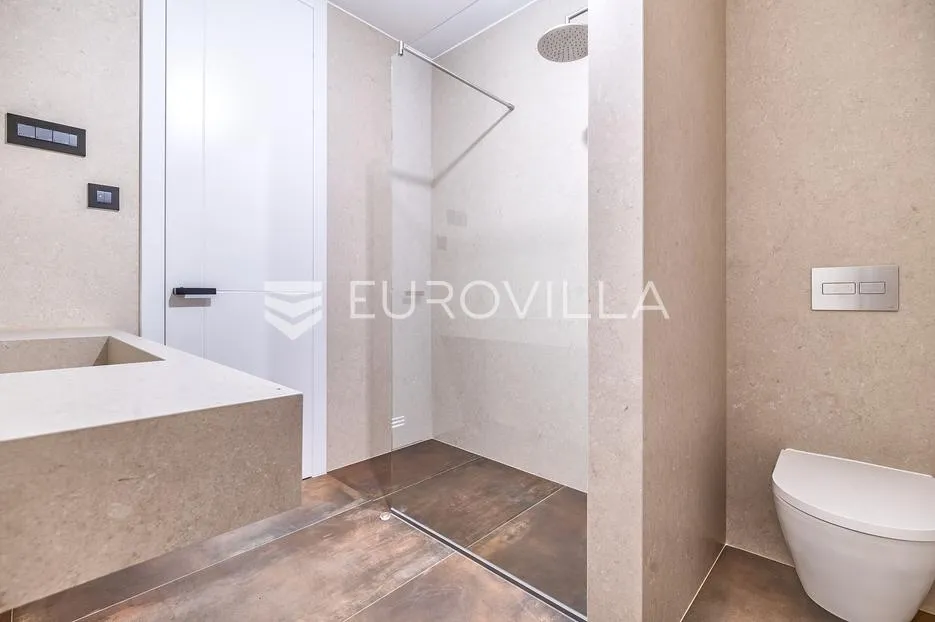 zagreb, medvedgradska, luksuzan četverosobni penthouse s bazenom 324 m² - slika 7