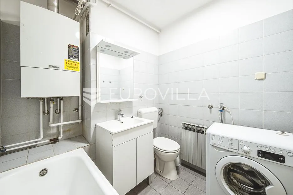 zagreb centar, vlaška, komforan trosoban stan 72 m² s garažnim parkirnim mjestom - slika 8