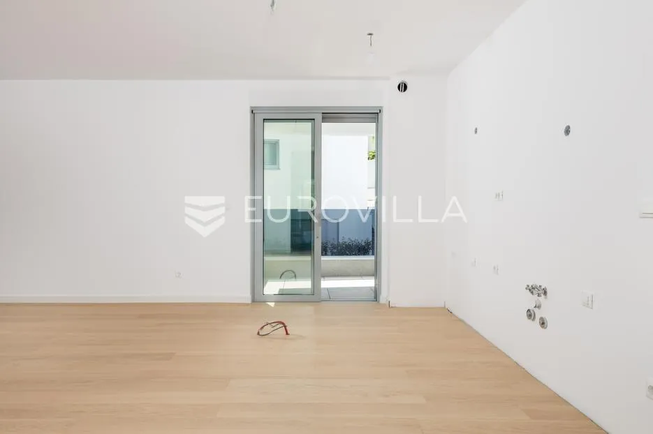 opatija, centar, atraktivan višesoban stan u novogradnji s 4 parkirna mjesta nkp 254 m2 - slika 31