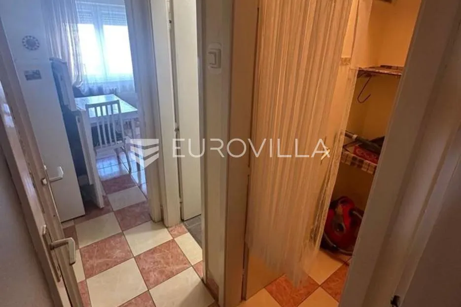 vinkovci, trosoban stan za najam u centru, 110 m² - slika 8