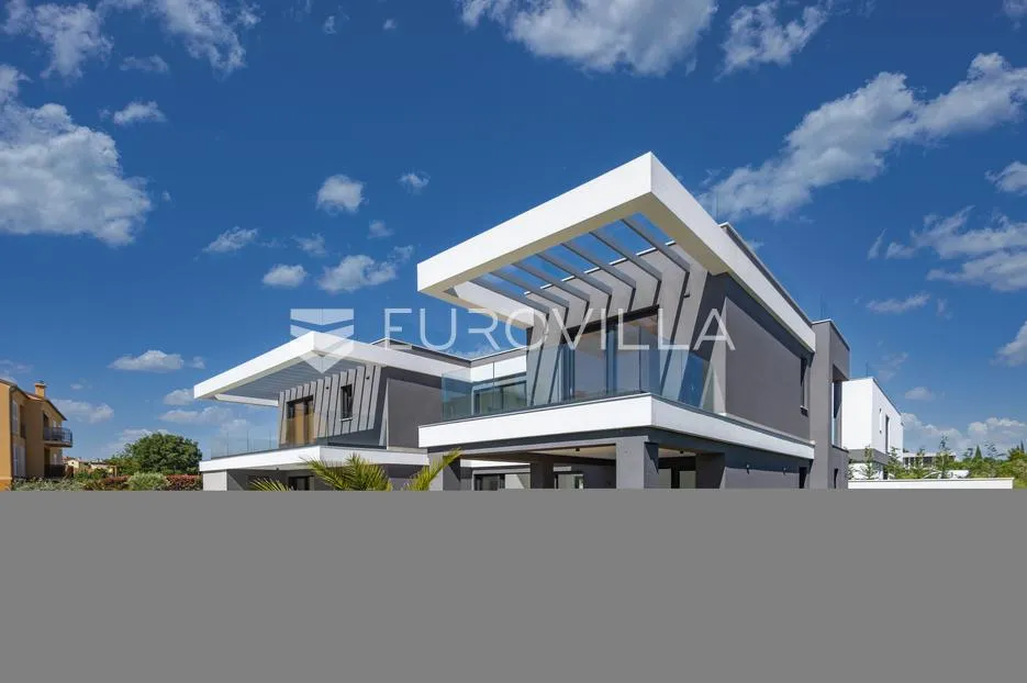 istra, pomer, unikatna, moderna villa 20 m od mora 322 m² - slika 50