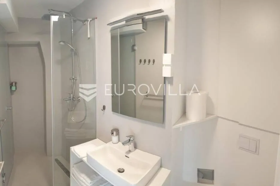 istra, rovinj, predivan stan neto korisne površine od 49,02 m² u starom gradu na 150 metara od mora - slika 8