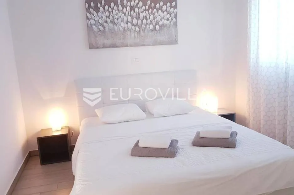 premantura, kuća s četiri apartmana i bazenom - slika 22