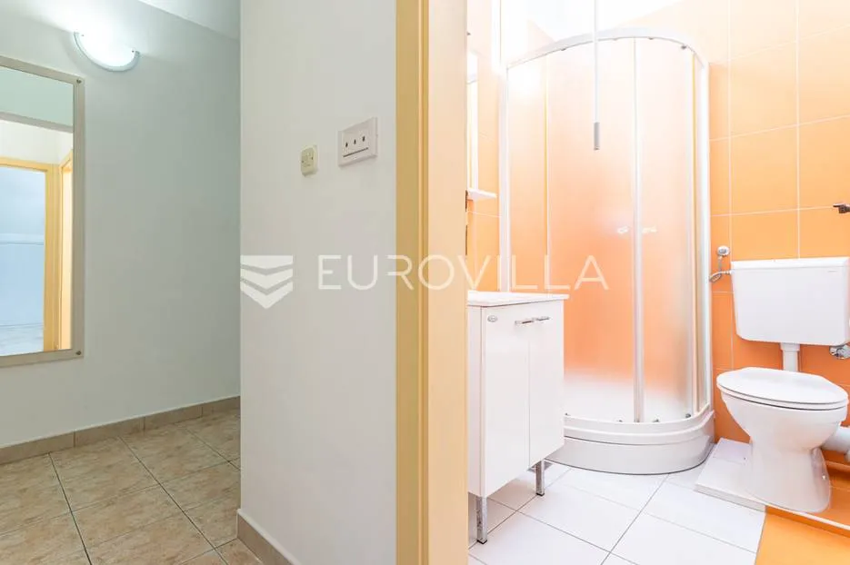 sevid, apartmanska kuća 50 metara od mora - slika 22