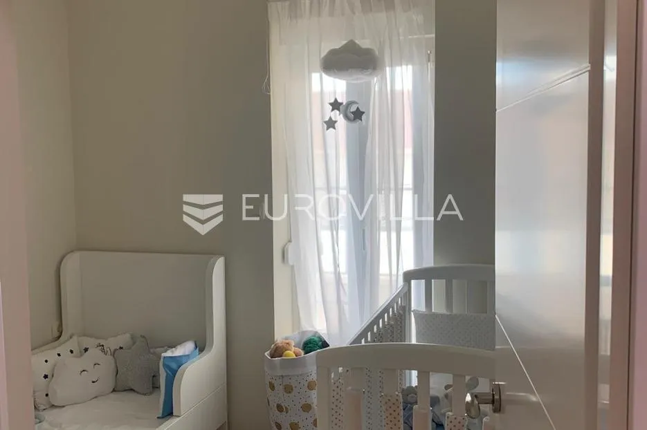 split, gripe, prekrasno uređen dvosoban stan za dugoročan najam - slika 11