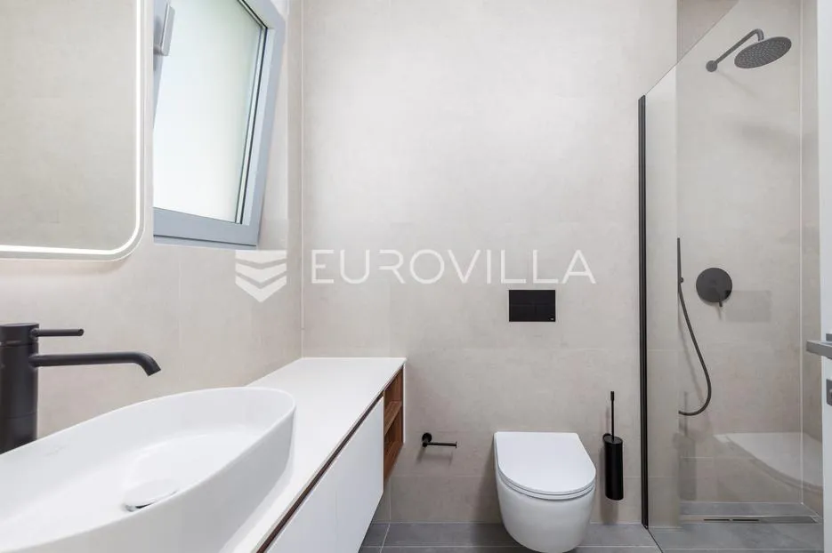 opatija, moderan trosoban stan nkp 119 m2 u novogradnji - slika 2