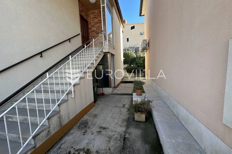 istra, pula - dvojna kuća nkp 150 m2 u neposrednom centru grada - slika 5
