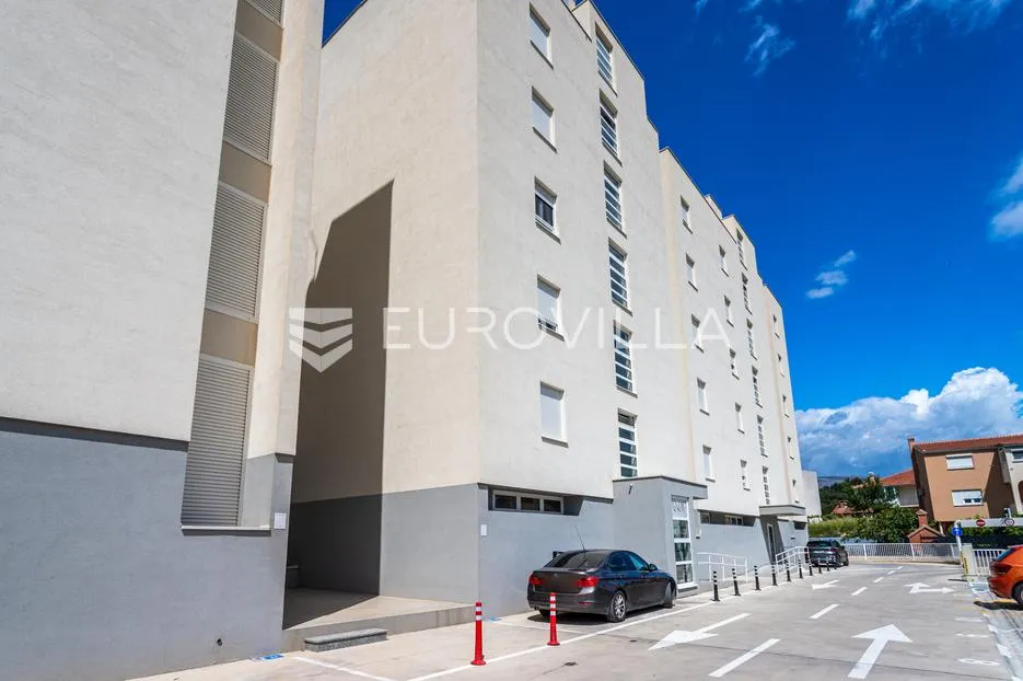 split, sirobuja, moderna garsonijera, prvi najam - slika 16