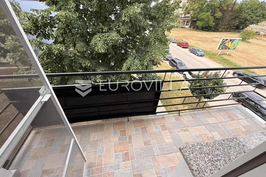 vinkovci, funkcionalan i odmah useljiv stan 64 m² - slika 8
