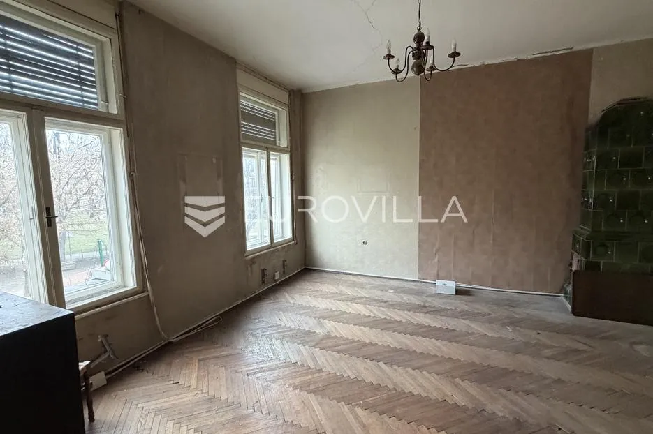 svačićev trg, reprezentativan četverosoban stan, piano nobile, za adaptaciju - slika 4