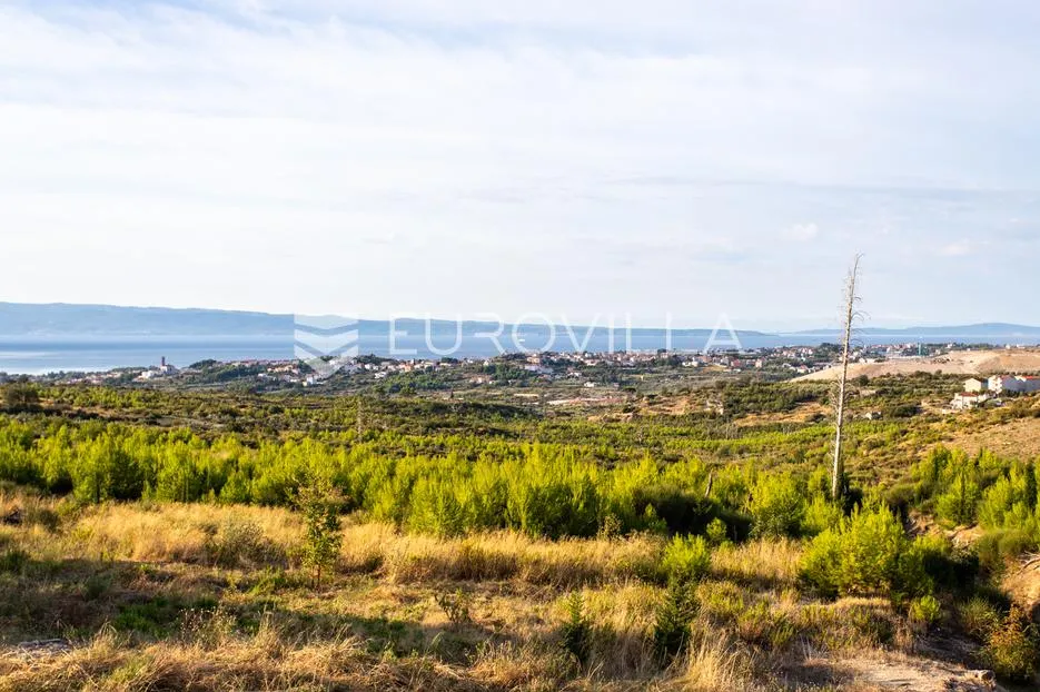 Mravince, atraktvino građevinsko zemljište površine 2067 m² - Mravince, Solin