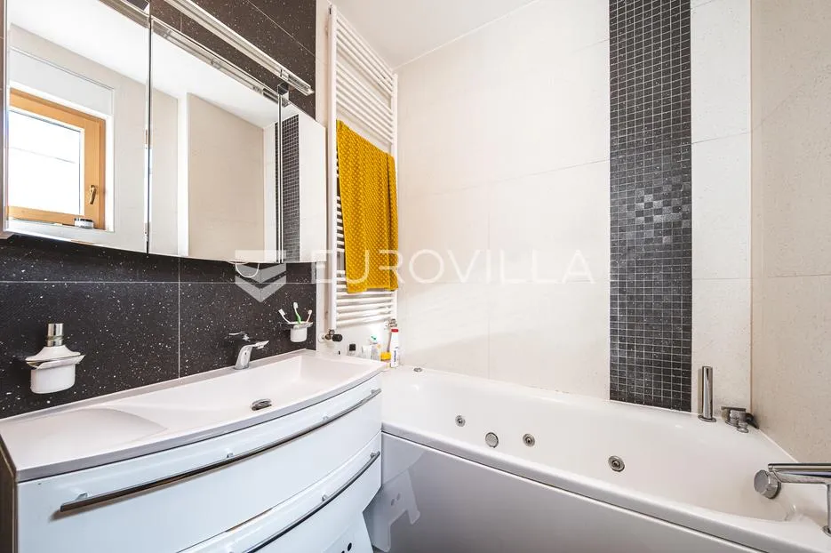 zagreb, gornje prekrižje, ekskluzivna obiteljska vila 376 m² na zemljištu od 704 m² - slika 17